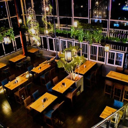The Grand Coral Hotel Бангалор Екстериор снимка